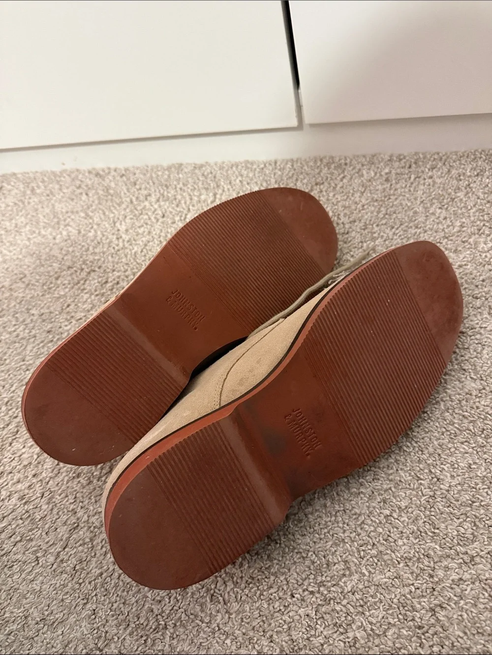 Johnston & Murphy Light Beige Suede Chukka Boots